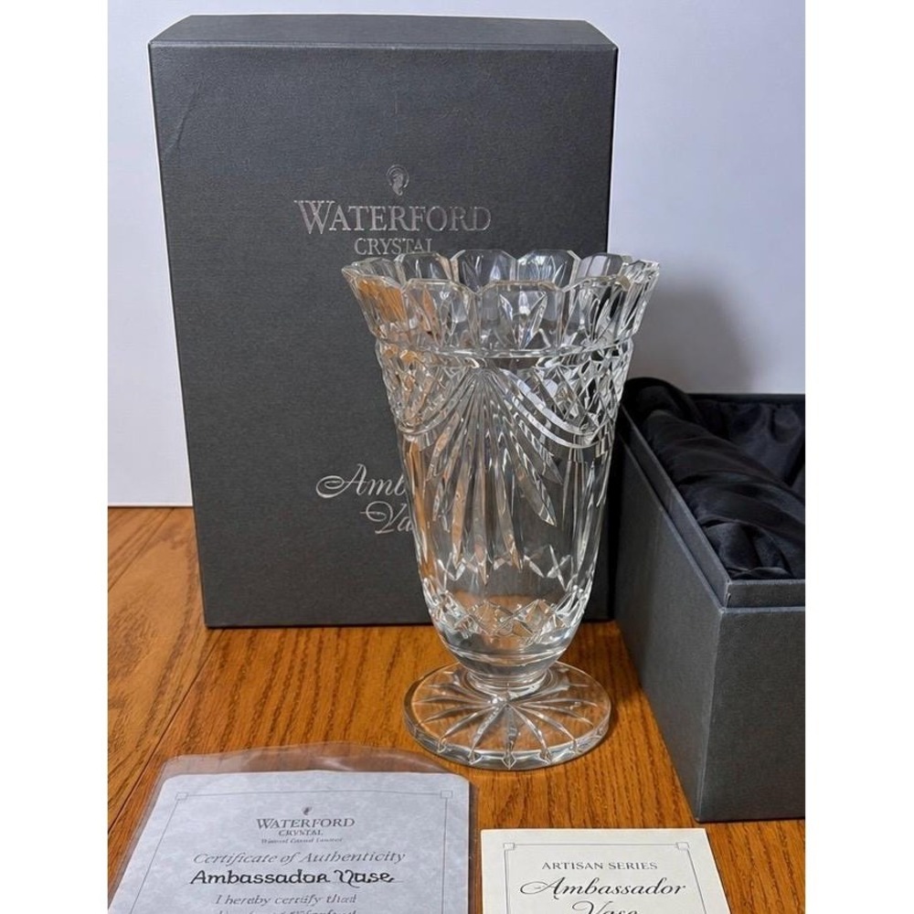 Waterford Crystal Ambassador Vase 9.5" Footed Scalloped Ireland 1995 w Box COA